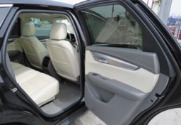 2017 Cadillac XT5 - Thumbnail 23