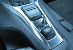 2019 Chevrolet Camaro - Thumbnail 33