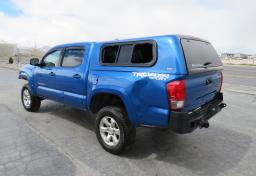 2017 Toyota Tacoma - Thumbnail 5