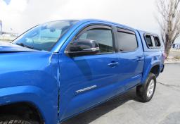 2017 Toyota Tacoma - Thumbnail 12