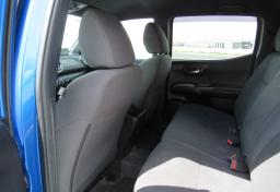 2017 Toyota Tacoma - Thumbnail 33