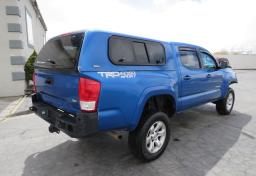 2017 Toyota Tacoma - Thumbnail 8