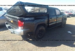 2017 Toyota Tacoma - Thumbnail 4