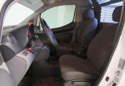 2021 Nissan NV200 - Thumbnail 29