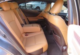 2020 Lexus ES - Thumbnail 28