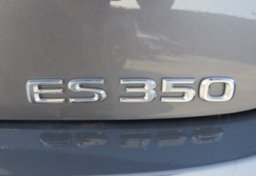 2020 Lexus ES - Thumbnail 18