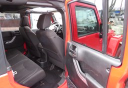 2018 Jeep Wrangler JK Unlimited - Thumbnail 21