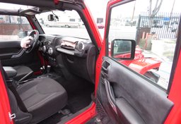 2018 Jeep Wrangler JK Unlimited - Thumbnail 19