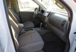 2019 Nissan Frontier - Thumbnail 18