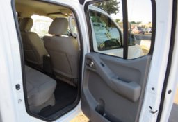 2019 Nissan Frontier - Thumbnail 22