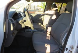 2019 Nissan Frontier - Thumbnail 17