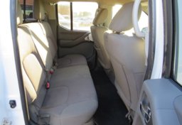 2019 Nissan Frontier - Thumbnail 26