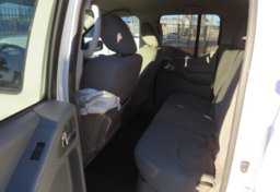 2019 Nissan Frontier - Thumbnail 25