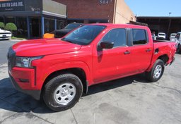 2022 Nissan Frontier - Thumbnail 2