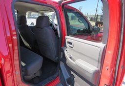 2022 Nissan Frontier - Thumbnail 26