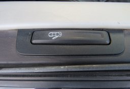 2015 BMW i8 - Thumbnail 34