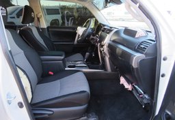 2021 Toyota 4Runner - Thumbnail 23