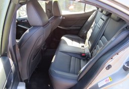 2016 Lexus IS 200t - Thumbnail 30