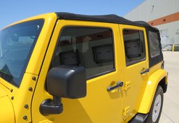 2015 Jeep Wrangler Unlimited - Thumbnail 15