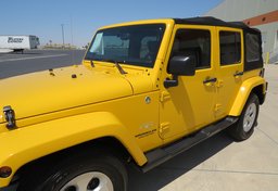 2015 Jeep Wrangler Unlimited - Thumbnail 13
