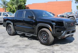 2022 Nissan Frontier - Thumbnail 3