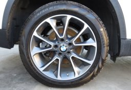 2017 BMW X5 - Thumbnail 20