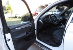 2017 BMW X5 - Thumbnail 23