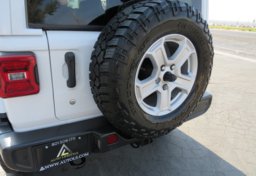 2018 Jeep Wrangler Unlimited - Thumbnail 13