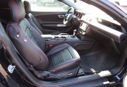 2017 Ford Mustang - Thumbnail 31