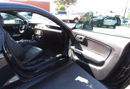 2017 Ford Mustang - Thumbnail 35