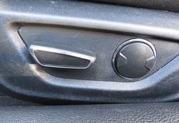 2017 Ford Mustang - Thumbnail 32