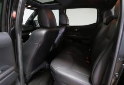 2022 Toyota Tacoma - Thumbnail 32