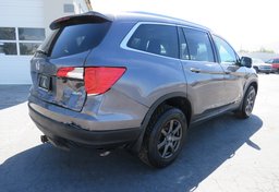 2017 Honda Pilot - Thumbnail 6
