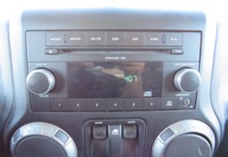 2011 Jeep Wrangler - Thumbnail 30