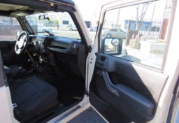 2011 Jeep Wrangler - Thumbnail 17