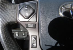 2016 Toyota Tacoma - Thumbnail 34