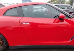 2009 Nissan GT-R - Thumbnail 5