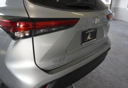 2021 Toyota Highlander - Thumbnail 22