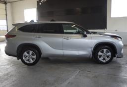 2021 Toyota Highlander - Thumbnail 11