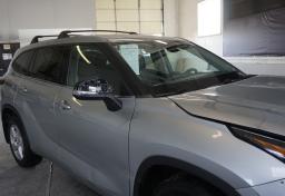 2021 Toyota Highlander - Thumbnail 15