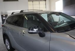 2021 Toyota Highlander - Thumbnail 16