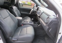 2023 Toyota Tacoma 4WD - Thumbnail 26