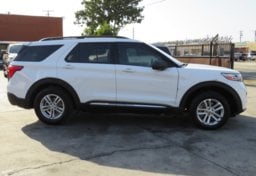 2020 Ford Explorer - Thumbnail 6