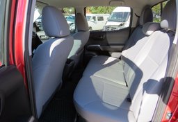 2019 Toyota Tacoma - Thumbnail 28