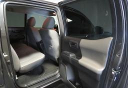 2018 Toyota Tacoma - Thumbnail 21