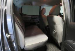 2018 Toyota Tacoma - Thumbnail 29