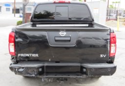2020 Nissan Frontier - Thumbnail 10