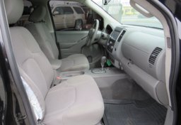 2020 Nissan Frontier - Thumbnail 27