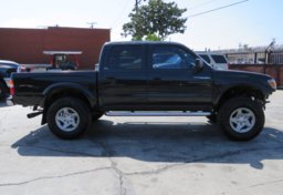 2002 Toyota Tacoma - Thumbnail 11