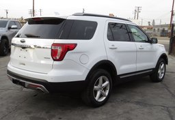 2017 Ford Explorer - Thumbnail 7